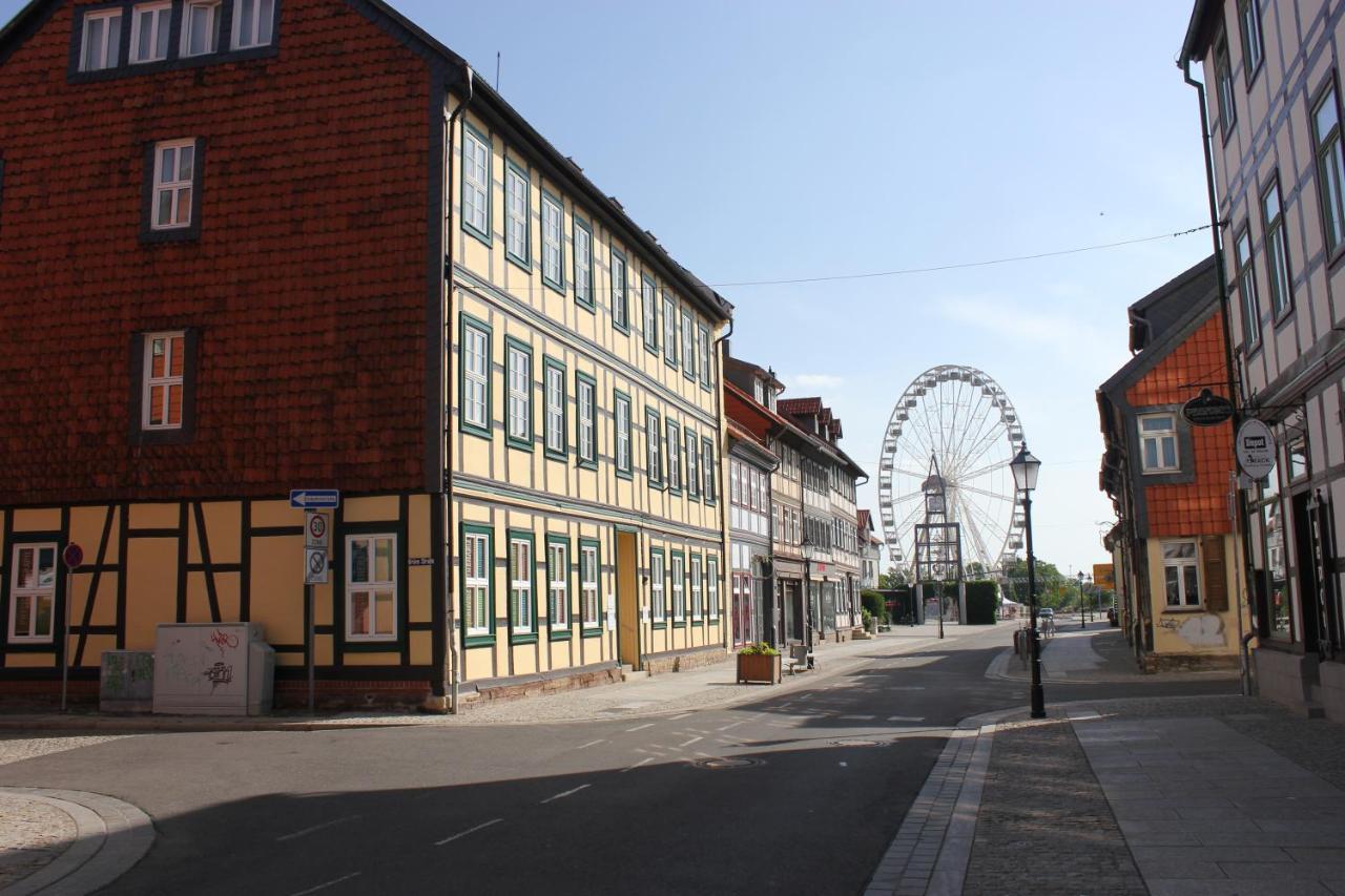 Ferienwohnung Altstadtdomizil ヴェルニゲローデ エクステリア 写真